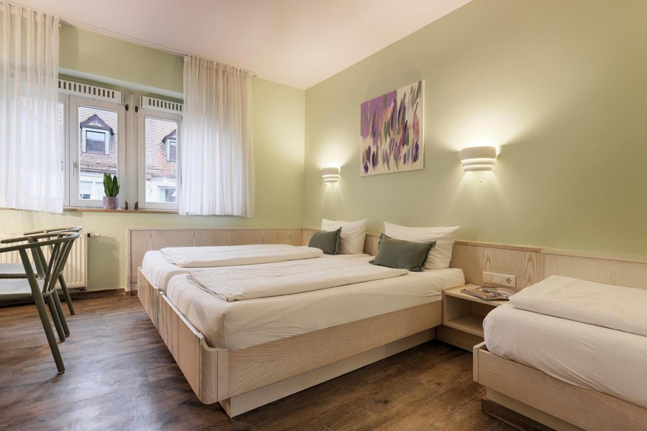 Hotel Kunterbunt In Wuerzburger Innenstadt Bagian luar foto